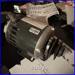 Furnace Blower Motor With The Belt US MOTORS Model SA55JXSFB-4866. PH1